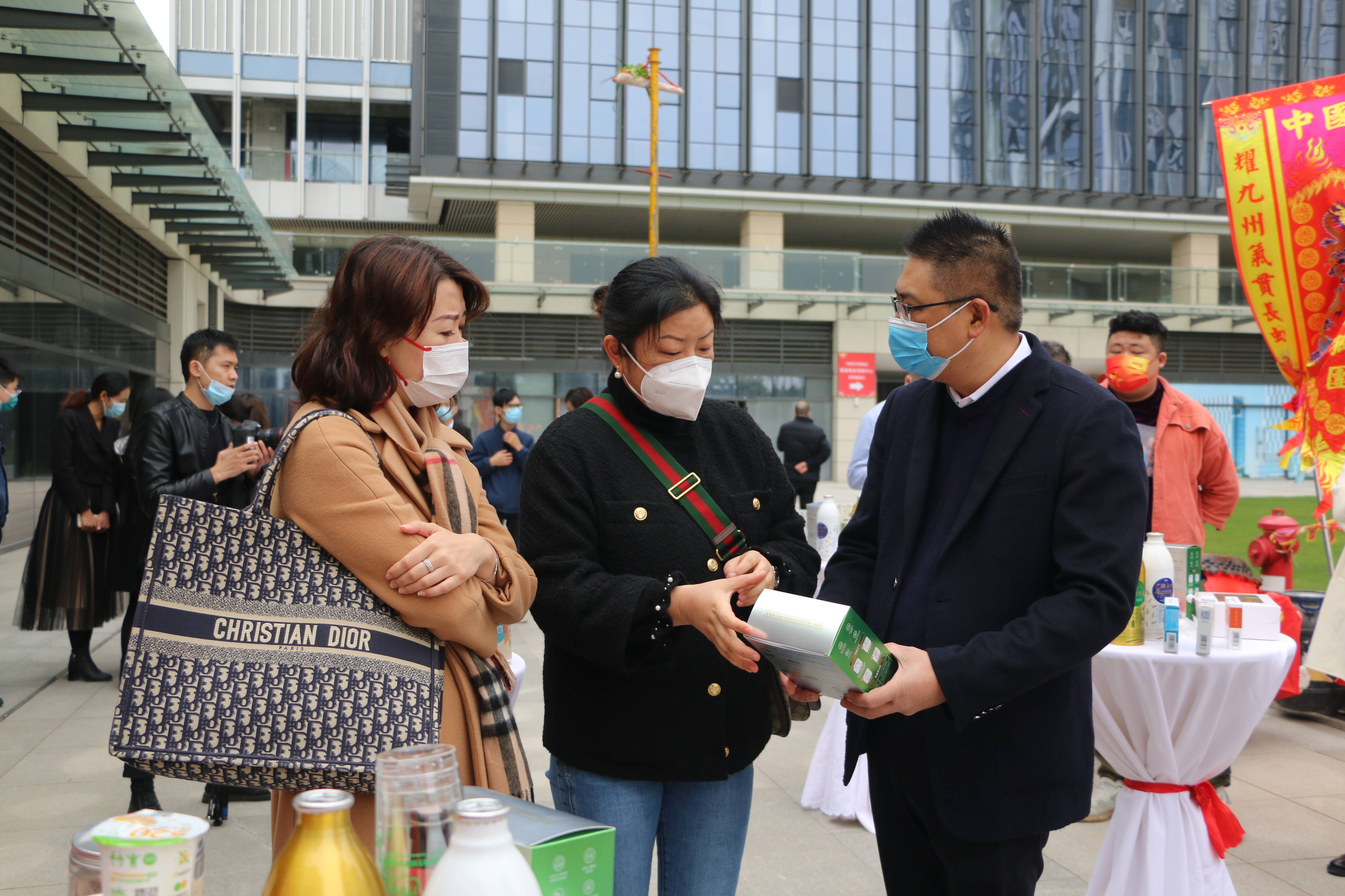 微信图片_20221212174457(1).jpg